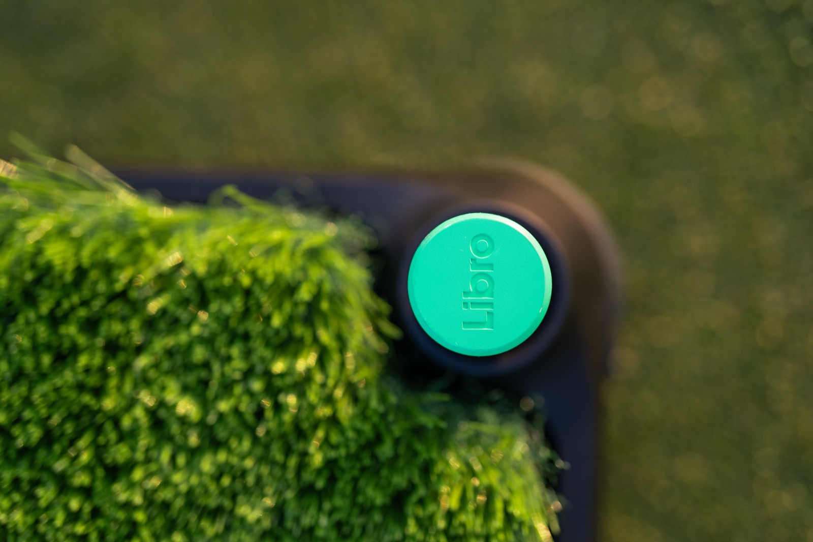 Libro cam-lock cap detail